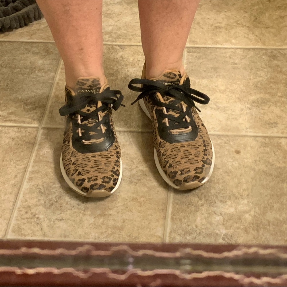 Sketchers animal print sneakers - Picture 6 of 7
